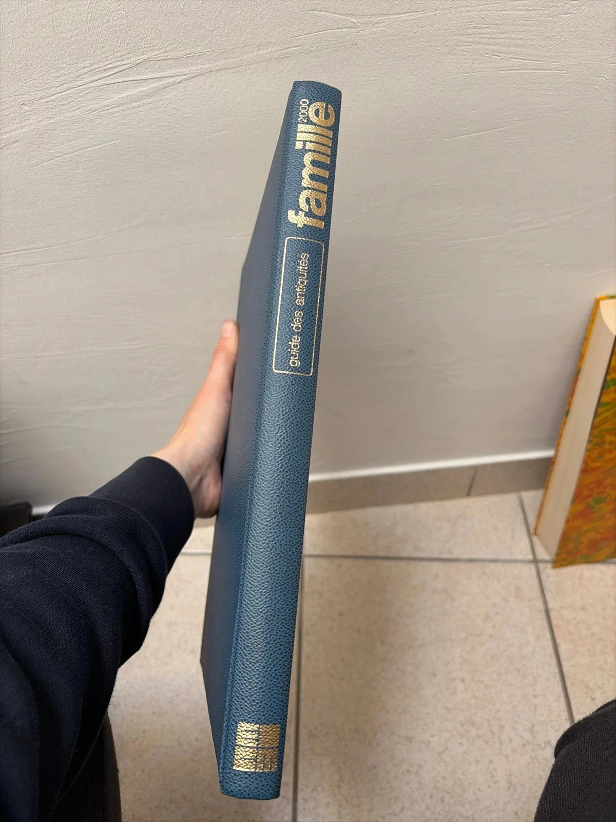2000 family antiques book – photo 2